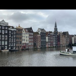 Meet your Posher, Samantha